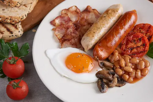 assiette petit déj anglais